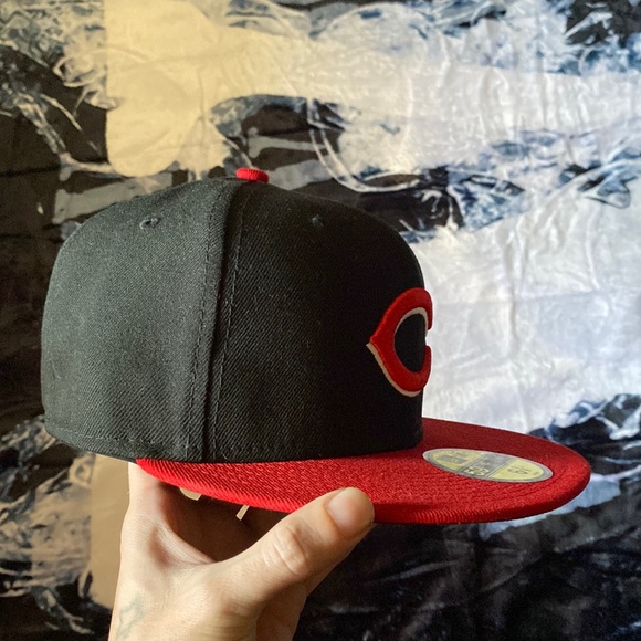 Cincinnati Reds hat - Picture 3 of 6